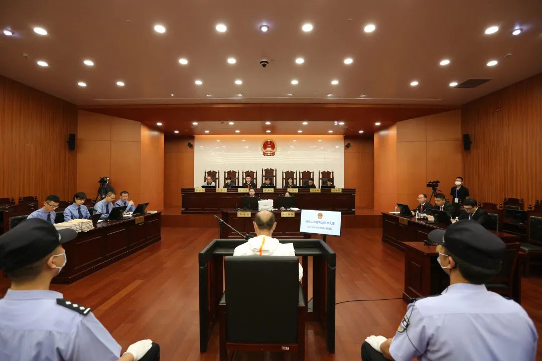 “杭州杀妻案”一审开庭：被告人许国利表示认罪悔罪