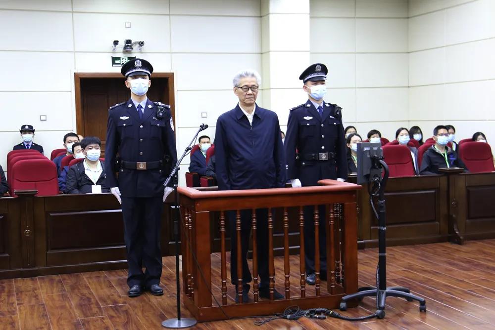 吉林省人民检察院原检察长杨克勤受贿案一审宣判